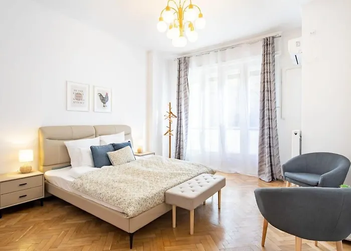 - Large - Balcony - Comfy - Ac Apartament Budapesta