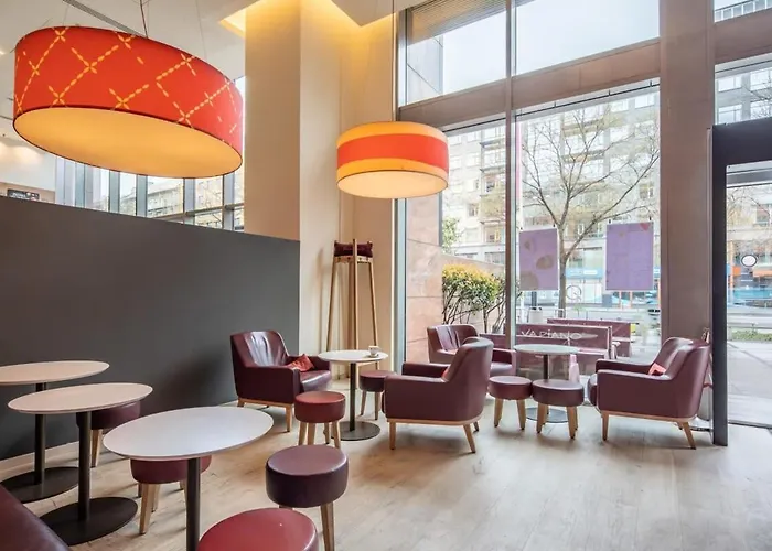 Apartament - Large - Balcony - Comfy - Ac