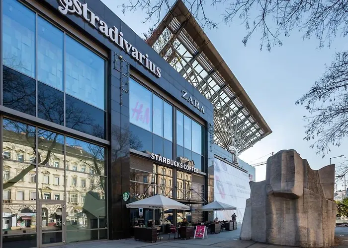 Apartament - Large - Balcony - Comfy - Ac